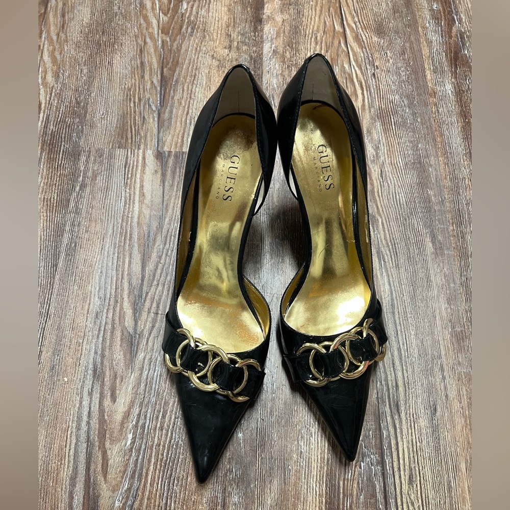 Vintage Y2K Guess pointy toe high heels with gold hardware detail